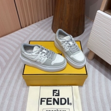 Fendi Low Shoes